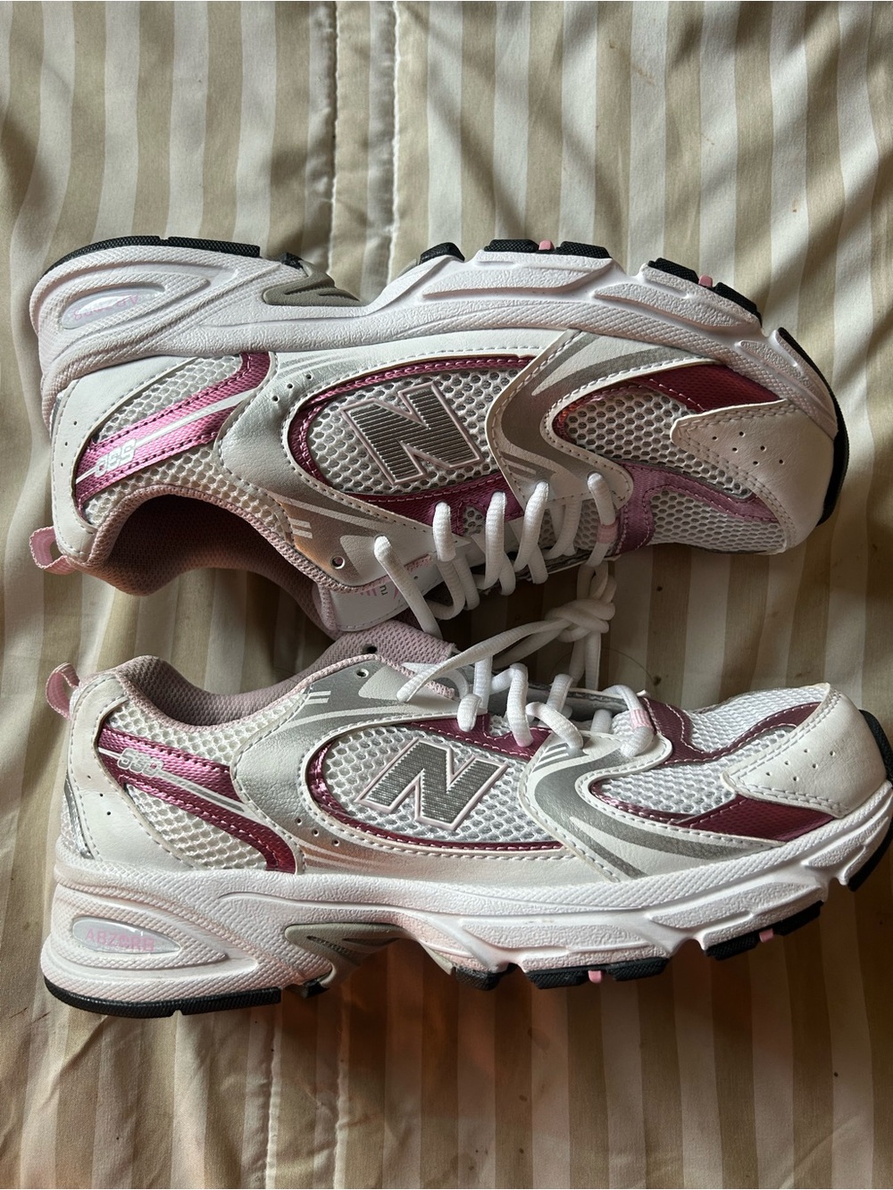 New Balance Women's White & Pink Athletic Sneakers